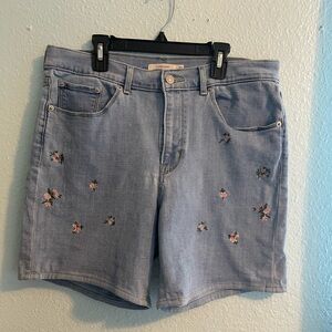 Levi’s Classic shorts